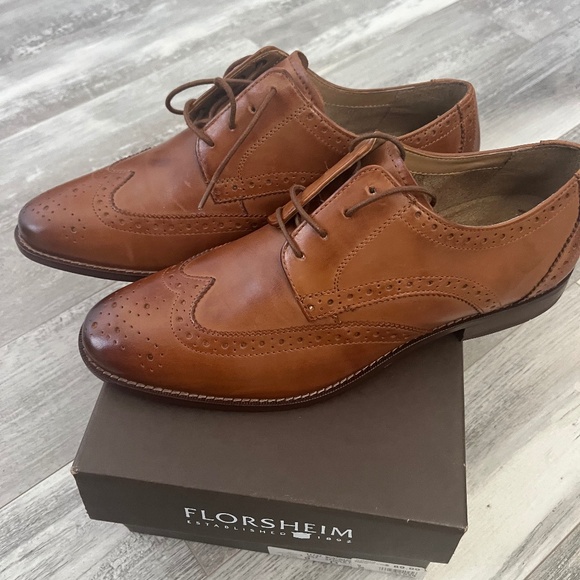 Florsheim Montinaro Wingtip Oxford (Style #11737) in Cognac